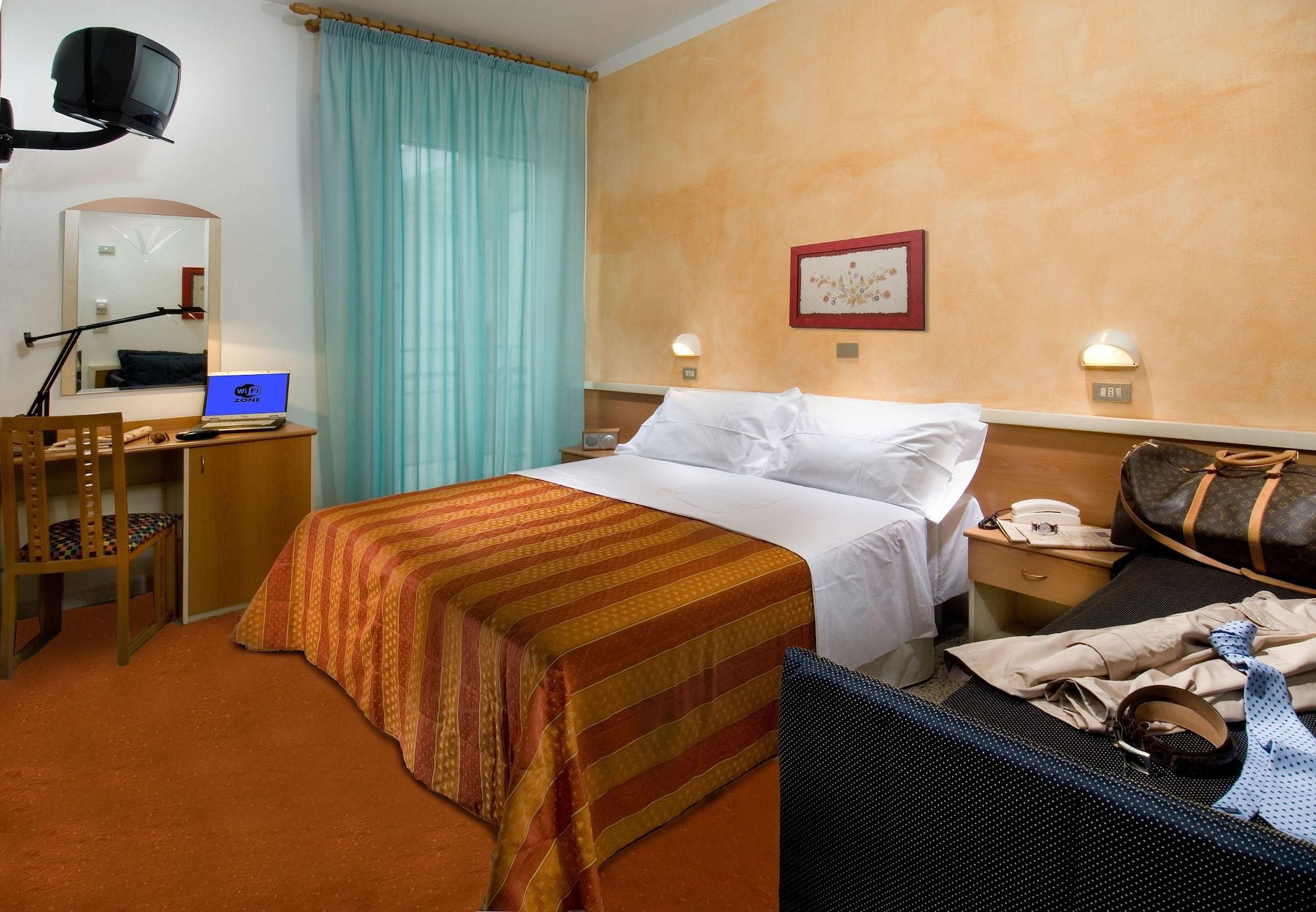 Hotel St. Moritz Μπελάρια-Ιτζέα Μαρίνα Εξωτερικό φωτογραφία
